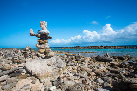 蓝天 石头 旅游业 岩石 海滨 自然 卵石 和谐 佛教 阿鲁巴