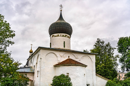迈克尔和加布里埃尔教堂在普斯科夫，俄罗斯