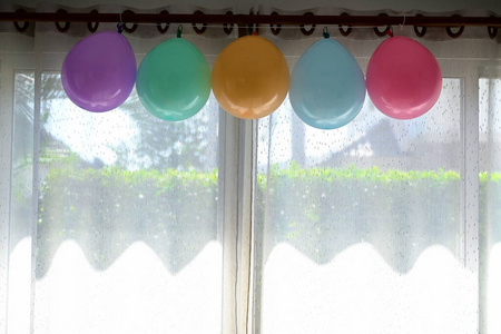 庆祝 窗口 软的 聚会 早晨 甜的 房间 周年纪念日 生日