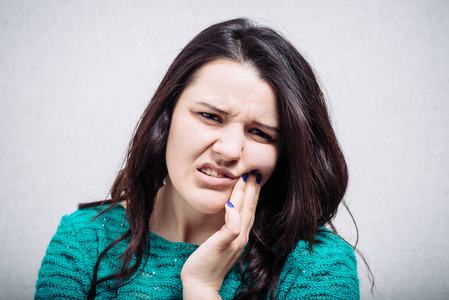 牙痛 敏感 面部 美丽的 成人 臼齿 在室内 疾病 牙科