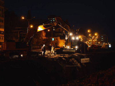市政夜间工程图片