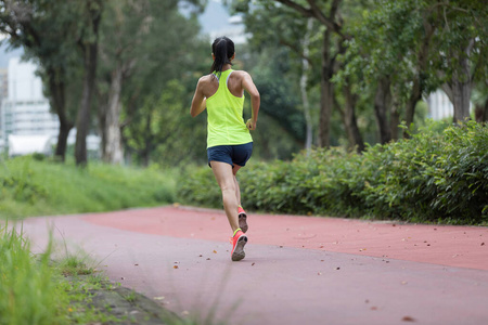 智能手表 健康 活动 女孩 跑步者 马拉松赛跑 跑步 女运动员