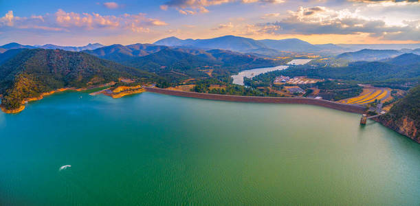 反思 天线 澳大利亚 丘陵 闲暇 风景 古尔本 地平线 日落