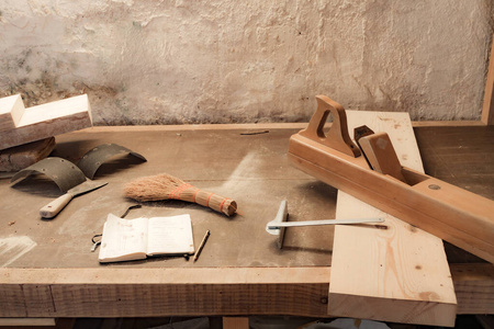 车间 灰尘 演播室 建设 复古的 修理 木工 爱好 桌子