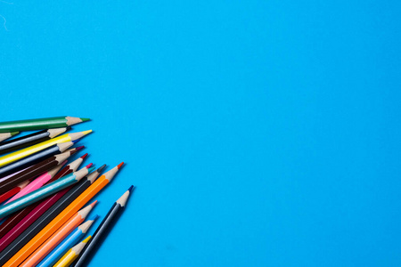 学校 彩虹 颜色 木材 油漆 绘画 艺术 教育 蜡笔 铅笔