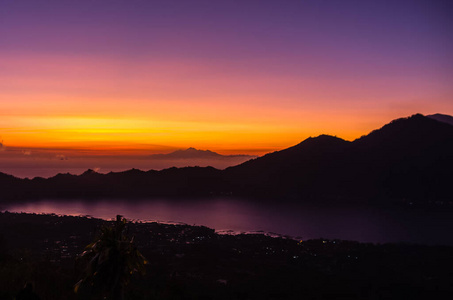 天气 印度尼西亚 哀悼 火山 徒步旅行 风景 太阳 地标