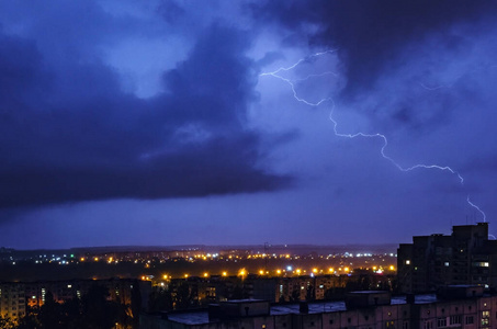 闪光 权力 暴风雨 打雷 闪电 城市 美丽的 危险的 雷电