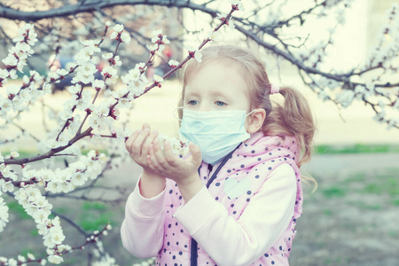 污染 面具 预防 流行病 冠状病毒 女孩 疾病 病毒 小孩