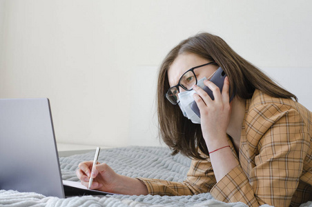 女人 计算机 训练 青少年 学校 光晕 保护 流感 流行病