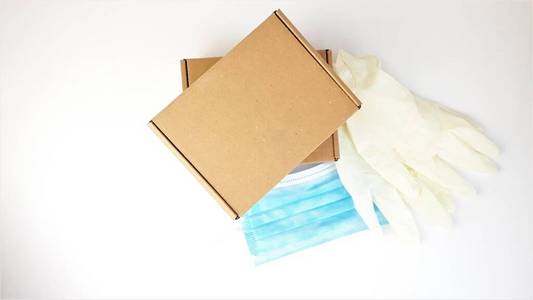 服务 疾病 感染 购买 房子 顾客 邮递员 手套 纸板 航运