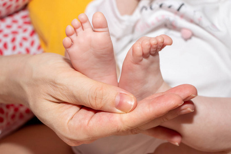 皮肤 为人父母 白种人 脚趾 婴儿 健康 人类 宝贝 安慰