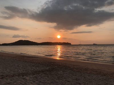 傍晚 颜色 太阳 夏天 假期 天空 日落 海滩 海洋 日出