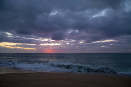 悬崖 海滩 暴风雨 葡萄牙 自然 海景 天空 海湾 海岸线