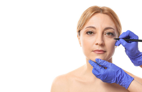 身体 医学 外科医生 病人 标记 皮肤科 白种人 成熟 治疗