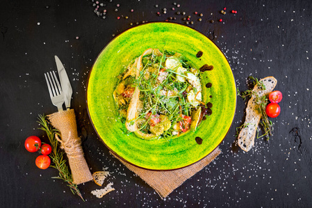 美味的 菠菜 特写镜头 饮食 晚餐 混合 蔬菜 开胃菜 盘子