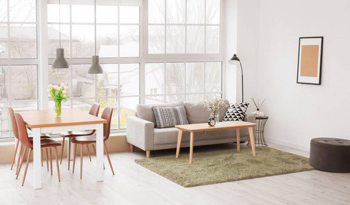 春天 公寓 美丽的 颜色 家具 沙发 窗口 要素 芳香 花束