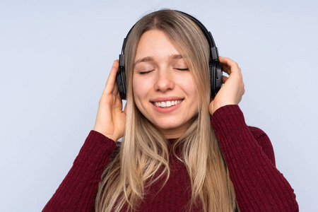 青年 耳机 肖像 西班牙裔 闲暇 声音 女孩 音乐 歌曲