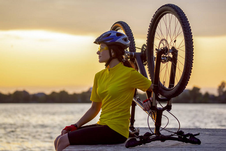 健康 自行车 活动 旅行 幸福 自由 夏天 浪漫的 快乐