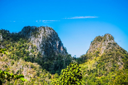 国家 旅行 小山 季节 天际线 旅游业 领域 天空 场景