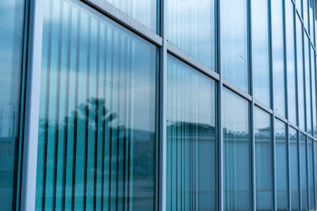 高的 框架 中心 成功 玻璃 摩天大楼 办公室 外观 建筑学
