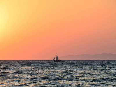 日出 海洋 帆船 海岸 天空 航海 地平线 日落 太阳 轮廓