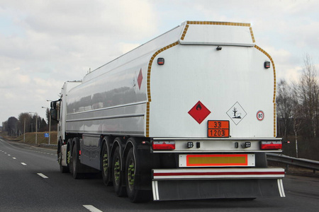 重的 卡车 车辆 夏天 卡车运输 油轮 运输 物流 汽车