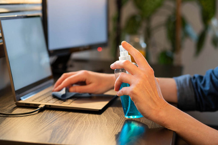 病毒 照顾 消毒杀菌剂 计算机 工作 工作区 面对 消毒