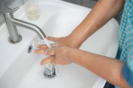 防止 洗涤 酒精 细菌 照顾 感染 新型冠状病毒 流感 古老的