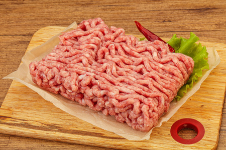羔羊 肉末 猪肉 脂肪 胡椒粉 纸张 汉堡 烹饪 地面 切碎
