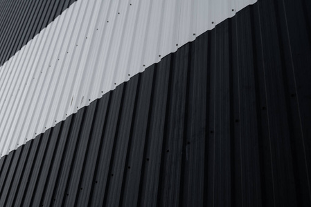 黑白波纹金属板墙面.镀锌钢背景.照片