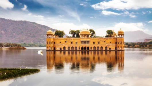 反射 旅游业 美丽的 拉贾斯坦邦 小山 地标 自然 建筑学