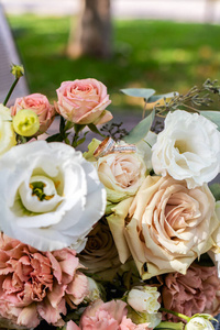 玫瑰 颜色 戒指 浪漫 美丽的 花束 婚礼 自然 美女 花的