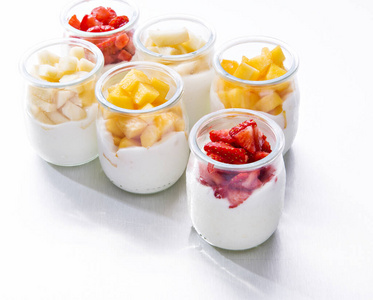 水果 甜的 健身 奶油 食物 小吃 牛奶 醋栗 平衡的 分类