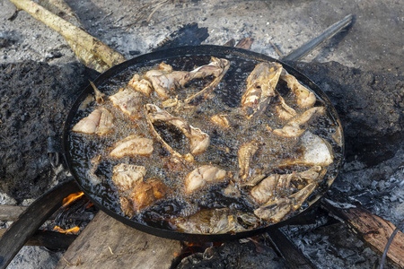 桑给巴尔 油炸 开胃菜 深的 脆的 烹饪 销售 食物 小吃