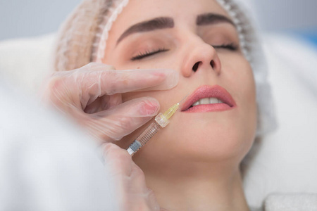 打针注射图片-打针注射素材-打针注射插画-摄图新视界