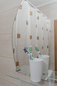 建筑学 卫生间 瓦片 新的 酒店 家具 浴室 镜子 浴缸