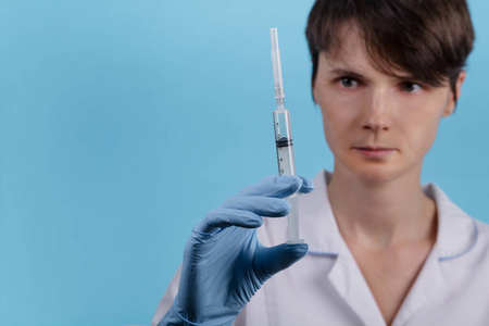 白种人 制服 疫苗 专家 注射 医院 医学 接种疫苗 药物