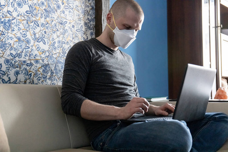 流感 流行病 笔记本电脑 工作场所 大流行 病毒 在线 光晕
