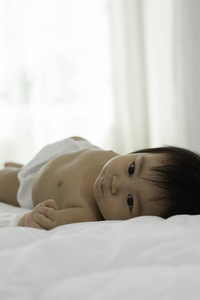 中国人 可爱极了 面对 幸福 清白 卧室 童年 肖像 男孩