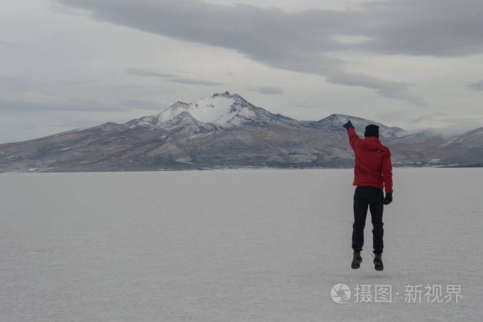 自由 沙漠 男人 目标 攀登 风景 天空 火山 自由的 梦想