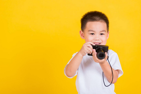 照相机 夏天 摆姿势 白种人 童年 泰语 契约 小孩 怀旧