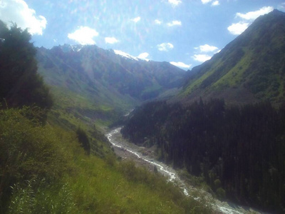 风景 小山 高的 阿尔卑斯山 天空 徒步旅行 夏天 全景图