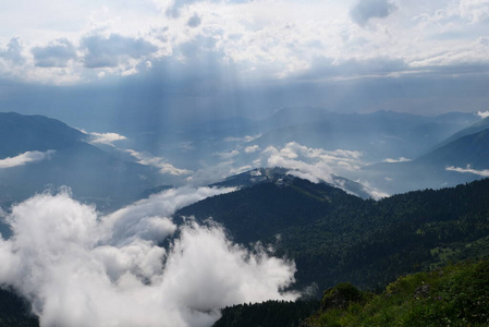 小山 旅游业 山谷 天空 场景 自然 薄雾 风景 飓风 西雅图