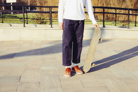 运动 极端 滑板运动员 移动 男孩 青少年 运动型 时尚