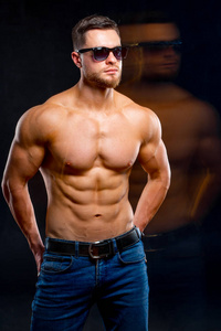 健身 肌肉 男人 运动型 皮肤 肱二头肌 锻炼 肖像 适合