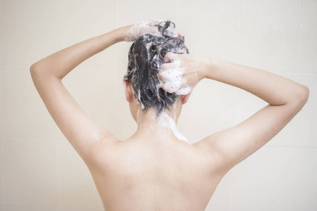 女人 放松 洗澡 美丽的 洗发水 休息 淋浴 护肤品 卫生