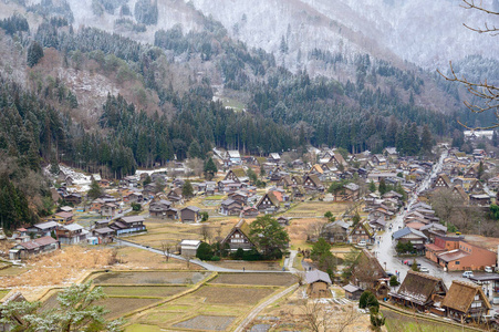 小山 风景 地标 旅游业 古老的 房子 高山 天空 美丽的