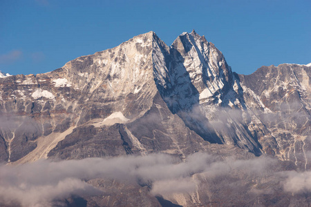 山谷 自然 亚洲 小山 徒步旅行 尼泊尔 斜坡 阿尔卑斯山