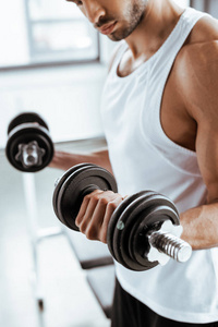 不规则剪裁 重量 男人 运动员 成人 健身 活动 运动 训练