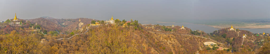 曼德勒山全景